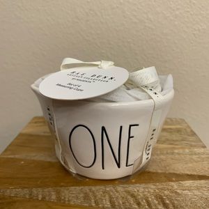 Rae Dunn white measuring cups